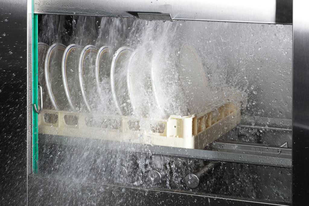 Посудомоечная машина не сливает воду Hotpoint-Ariston